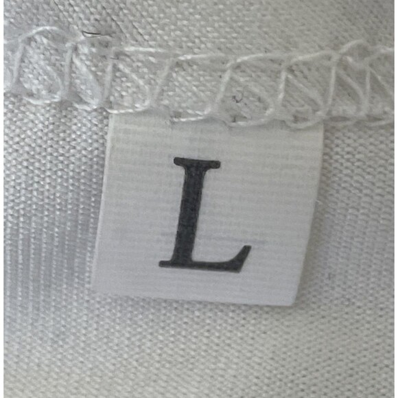 Large White Crop Top with Giraffe - Picture 4 of 4